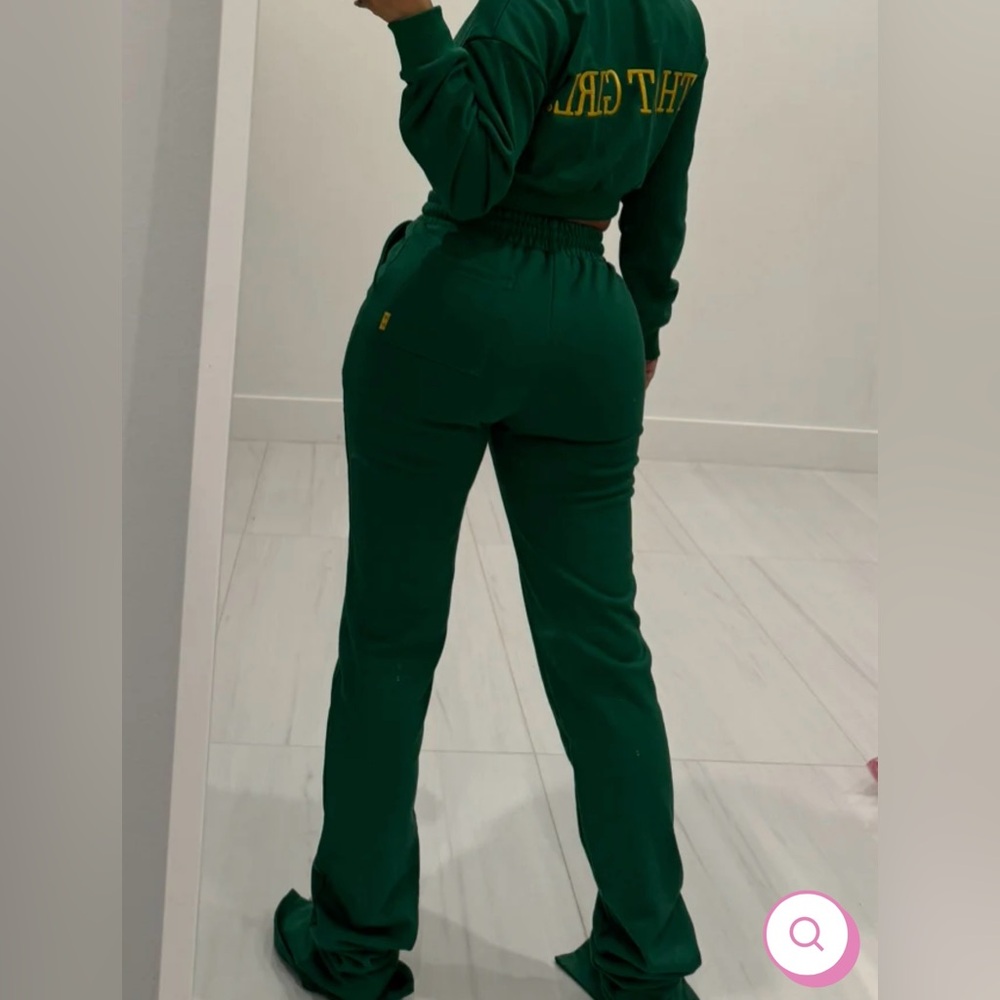 Mina Monroe Sweatsuit